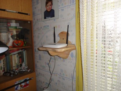 ПОСТАВКА ЗА РУТЕРА.jpg