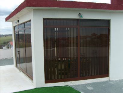 Скай бар отвън.jpg