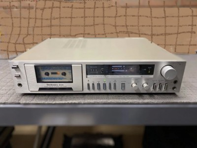 Technics RS-M45 cassete Deck.jpg