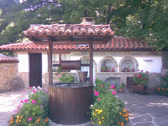 Resize of 013799003-big.jpg