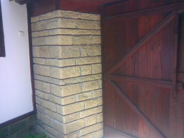 Resize of 013799015-big.jpg