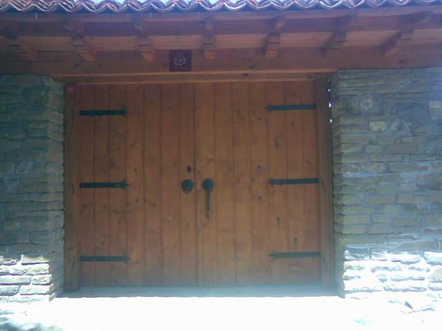 Resize of 013799271-big.jpg