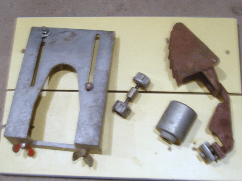 4асти неизвесни.JPG