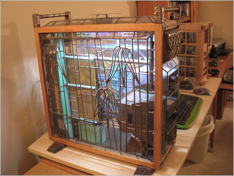 tiffany_glass_computer_01.jpg