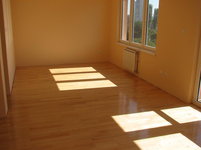 IMG_3184 (Custom).jpg