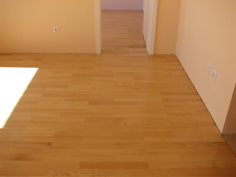 IMG_3180 (Custom).jpg