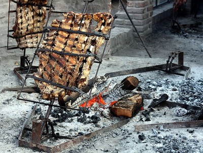 798px-Preparing_the_Asado.jpg