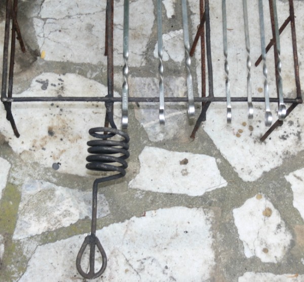 P1030595 (600 x 557).jpg