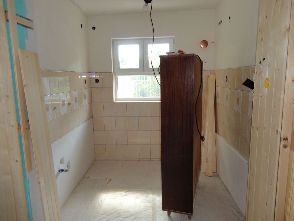 DSC03752 завършени плочки.jpg